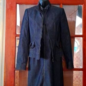 Gorgeous vintage Zara  2 piece fitted jean suite!